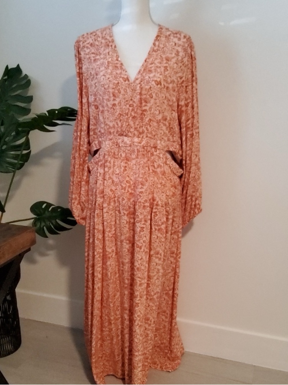 Old Navy Coral Floral Long Sleeve Maxi Dress